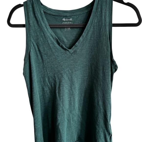 Madewell Whisper Cotton V-Neck Tank - Picture 2 of 6